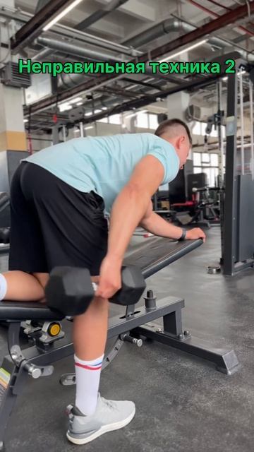 Правильная и неправильная техника, кикбэки на трицепс смотреть онлайн