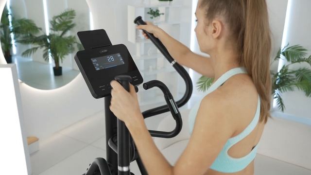 Обзор эллиптического тренажера PHANTOM M LCD от OXYGEN FITNESS смотреть онлайн