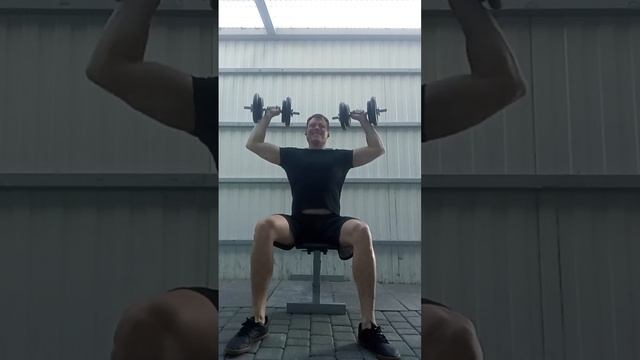 Спина прямая, жим на переднюю дельту #спорт #techno #music #danc смотреть онлайн