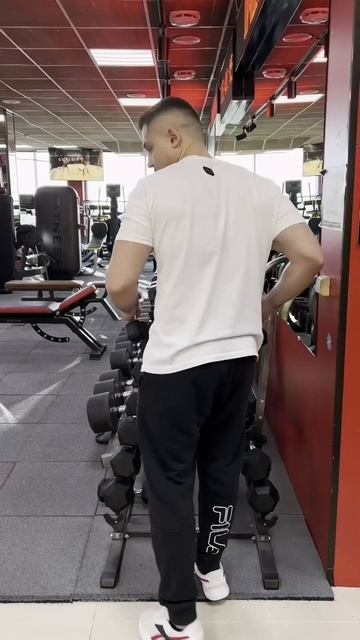 Тренера не обманешь😀 #онлайнтренировки #юмор #фитнес? смотреть онлайн