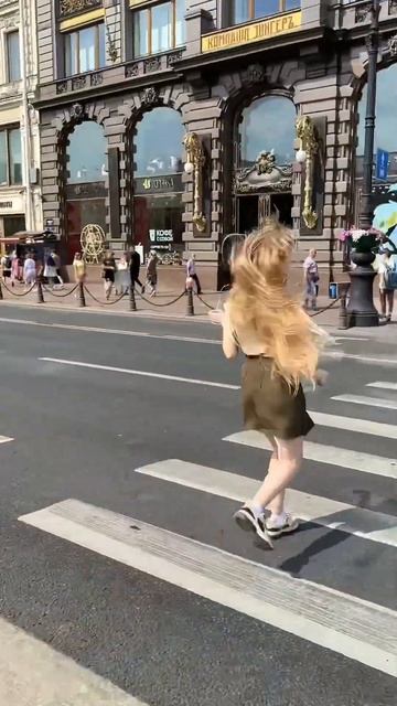 Я не хочу работать и рожать детей, я хочу путешествова? смотреть онлайн