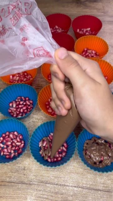 Гранат в шоколаде. Очень вкусно😋😋😋. #қазақшарецепт смотреть онлайн