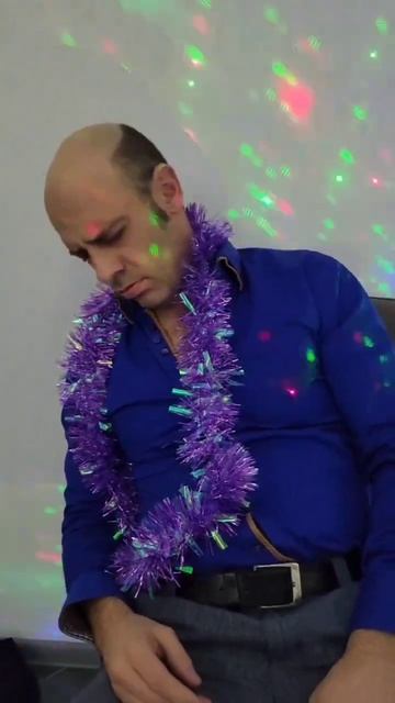 корпоратив #юмор #shorts #приколы #корпоратив #новыйгод смотреть онлайн