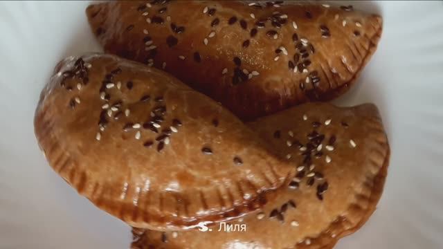 Песочное тесто на кефире. Подойдет и для самсы, и для пирожков с печёнкой. смотреть онлайн