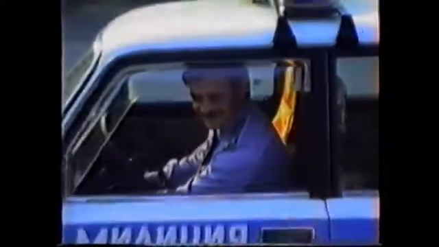 Как нужно было брать интервью у сотрудника милиции в 1991г.Серпухов.Площадь Ленина смотреть онлайн