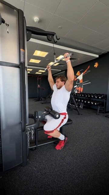 Как делать вертикальную тягу на Spirit SP-3605 смотреть онлайн