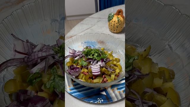Салат. Фасоль, гранат, куриная грудка смотреть онлайн