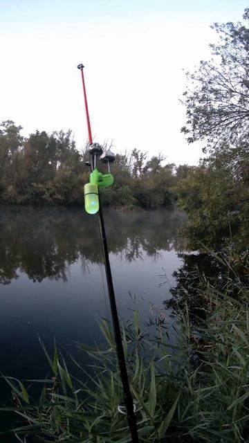 клевое место #fishing #рыбалка смотреть онлайн