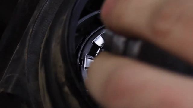 Замена штатных BI-Xenon линз Mazda CX-7 смотреть онлайн