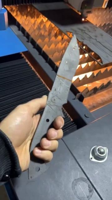 так режутся формы ножей на лазерном станке г.Кизляр смотреть онлайн