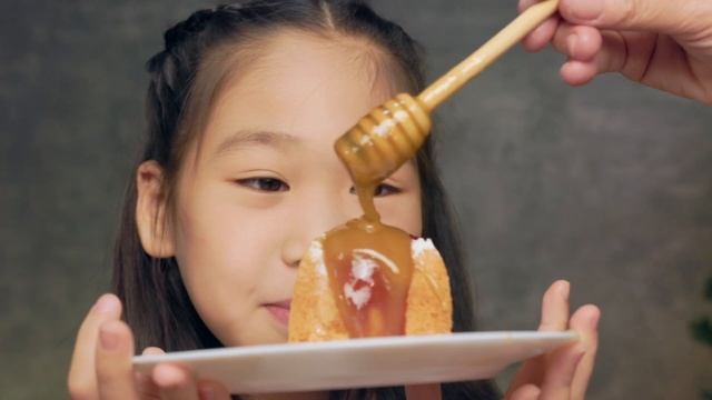 С новым 2023 годом.