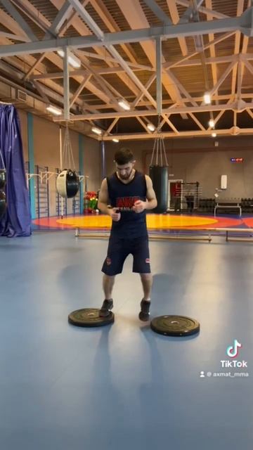 Развитие скорости ног для бойцов. Подписка.#axmat_mma_#спор смотреть онлайн