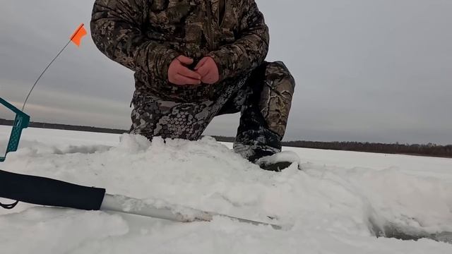 ЗИМНЯЯ РЫБАЛКА ПОШЛА НЕ ПО ПЛАНУ........