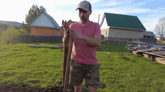 Копаю целину, сотка за мной! Жизнь в деревне после переезда. смотреть онлайн