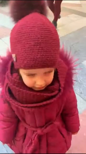 Все едят мороженое смотреть онлайн