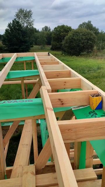 👷Обвязка потолочной зоны. 11 день. #каркасныйдом #стро? смотреть онлайн