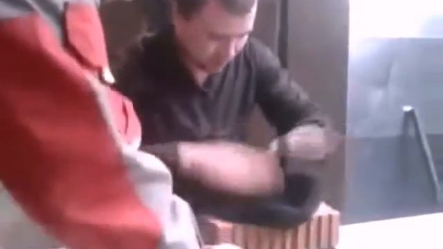 удар головой смотреть онлайн