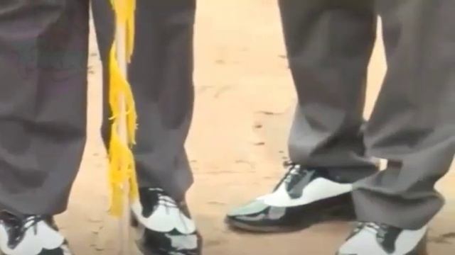 НЕГРЫ С ГРОБОМ ФЛЕКСЯТ ПОД ФОНК