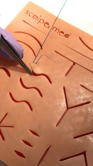 Техника снятия узлового шва | Тренажер Scalpel med смотреть онлайн
