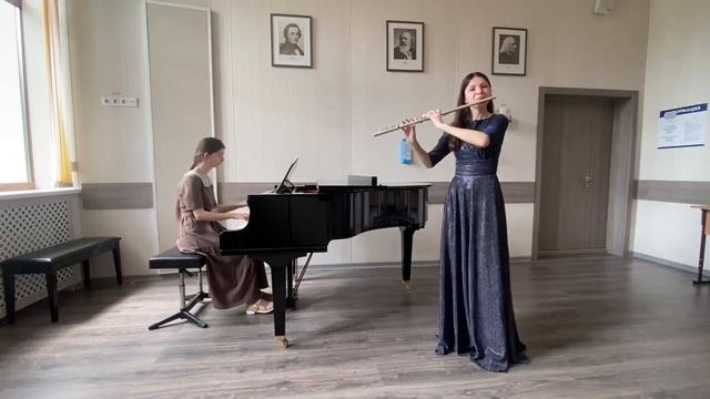 Попова Ксения смотреть онлайн