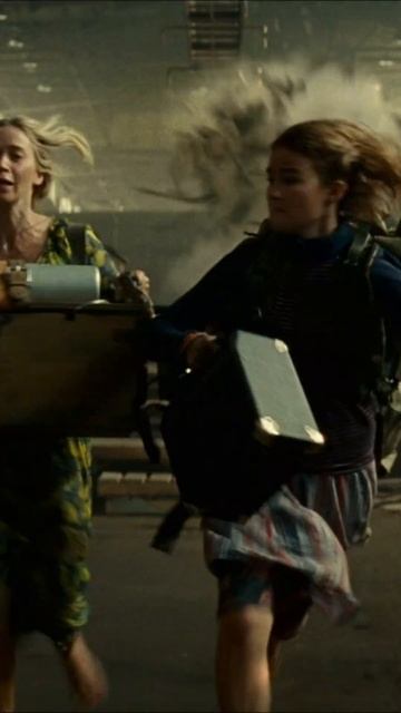 ПОБЕГ ОТ МОНСТРА! - Тихое место 2 (A Quiet Place 2) #short #short смотреть онлайн