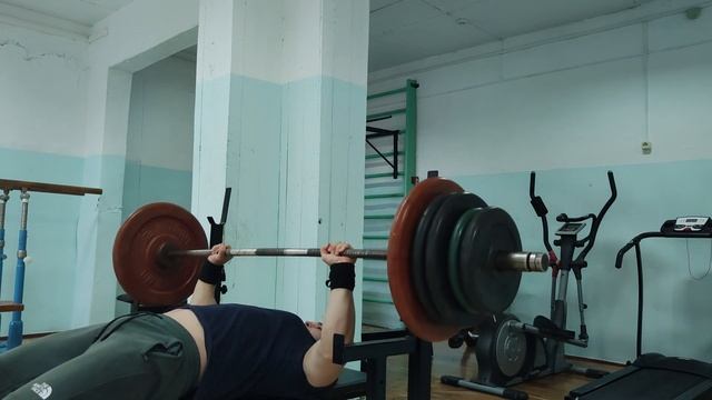 жим лежа 180×2 мой вес 82. внатураху. смотреть онлайн