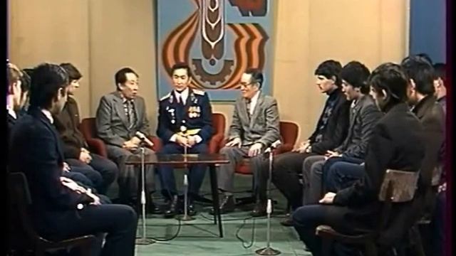 Илишкин - о Герое Советского Союза Очирове. 1985? смотреть онлайн