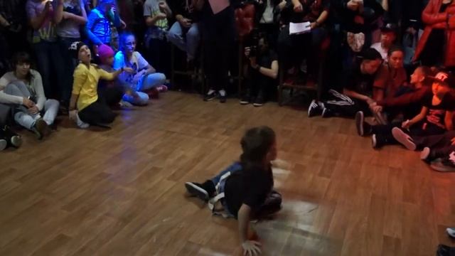 Selection OCC TEENS HIP-HOP (Единственный чемпионат Юга России по современным танцам) смотреть онлайн