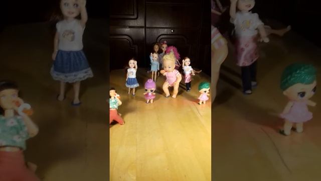 Мама шила мне штаны из берёзовой коры | кукольная паро?