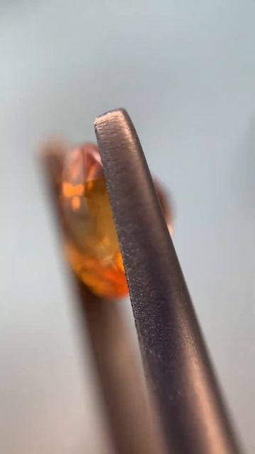 Ограненный Гранат Спессартин, 1.075 карата, 108$