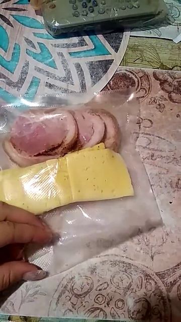 Вакуумный упаковщик пару дней спустя смотреть онлайн