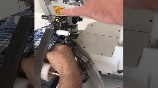 Плоскошовная машина Siruba C007KD-W532-356/CR/CX/UTP/CL/RLP/DCKH1-1 смотреть онлайн