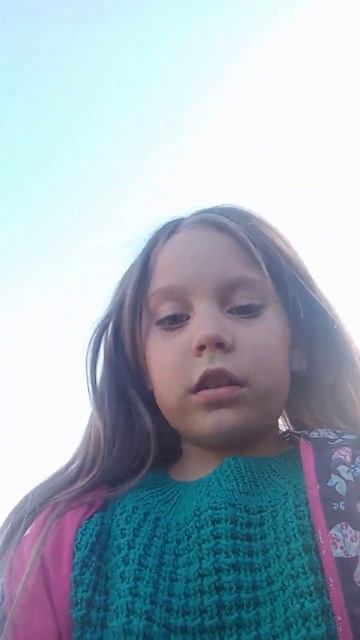 я с папой на рыбалке и стала холодно поэтому я в куртке смотреть онлайн