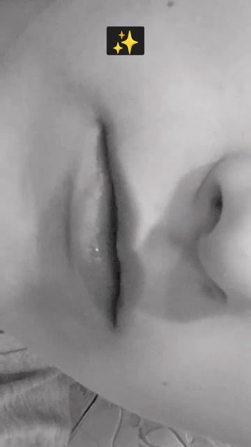 я поплыла бы в океан.. сшила красный сарафан... и?... и.....