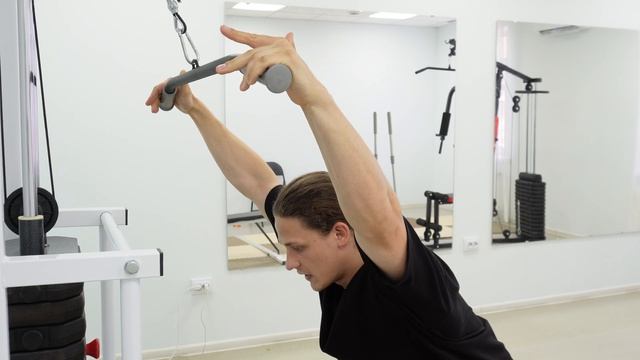 Инструктор по лечебной физкультуре про аппарат Бубно? смотреть онлайн