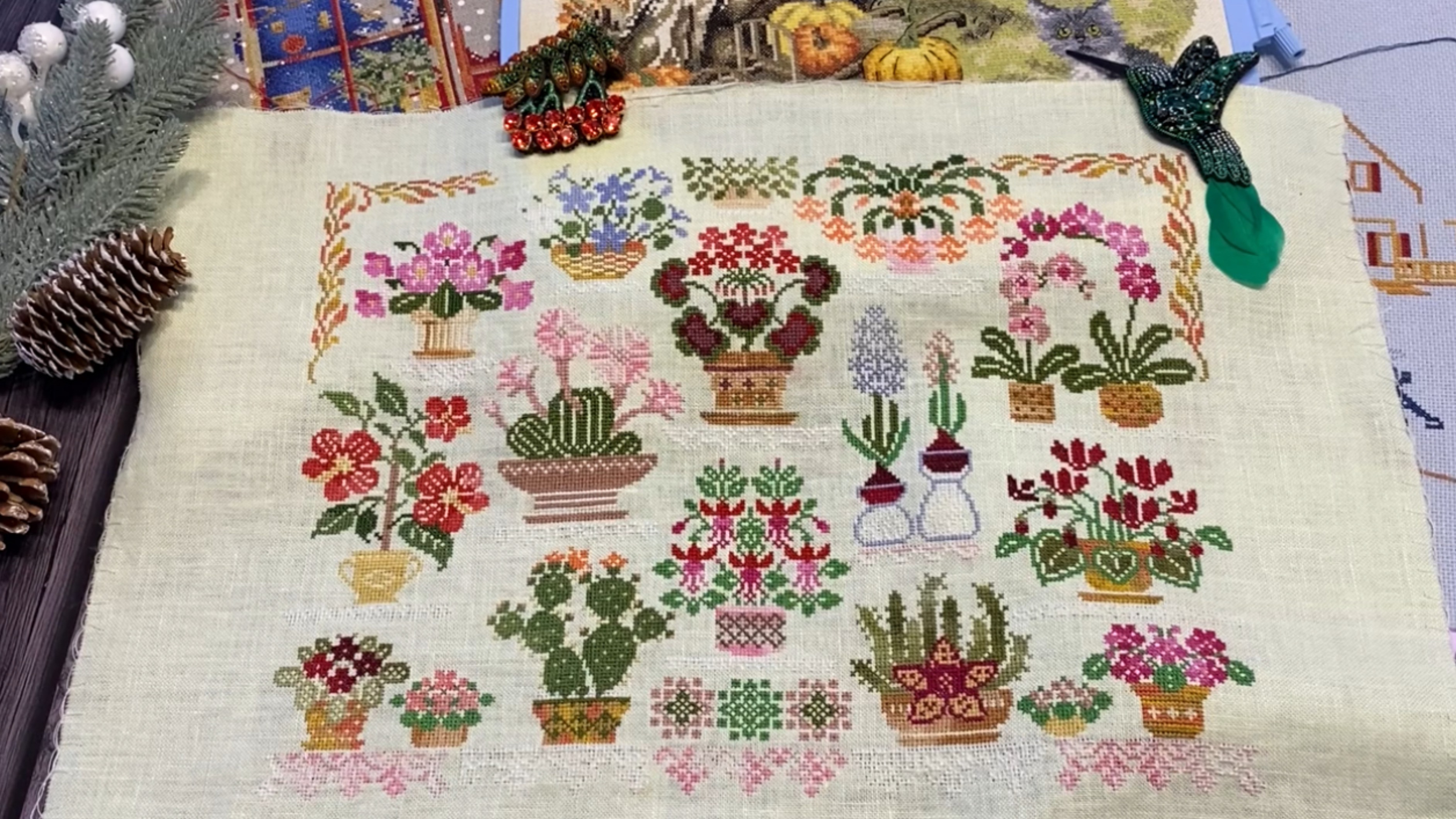 Вышивка крестом/Цветочный семплер/Процессы/Броши.2022 г. смотреть онлайн