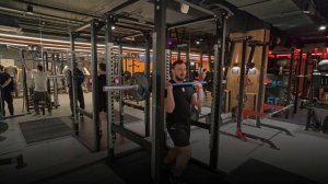 Армейский жим, техника выполнения упражнения.