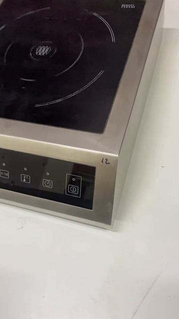 Индукционная плита б/у. Адрес склада: Ул.Выборгская 16к2 смотреть онлайн