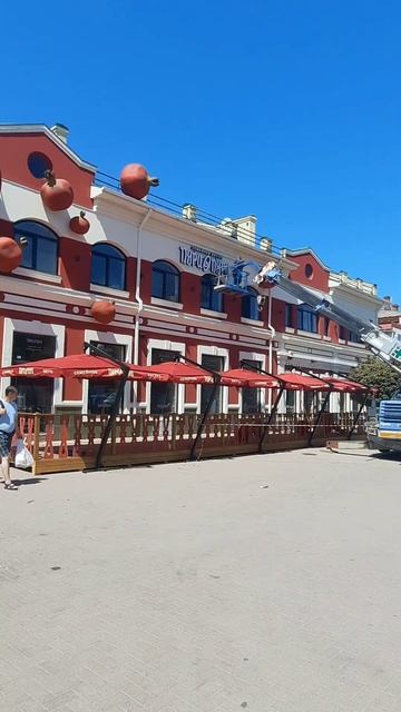 НА ЮГЕ ГРАНАТ УЖЕ РАСТЁТ НА ДОМАХ! 😉 Семейное кафе!👍 # смотреть онлайн