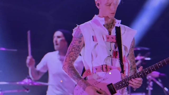 ПРОДАН MGK X POP ROCK TYPE BEAT - КОСИЧКИ смотреть онлайн