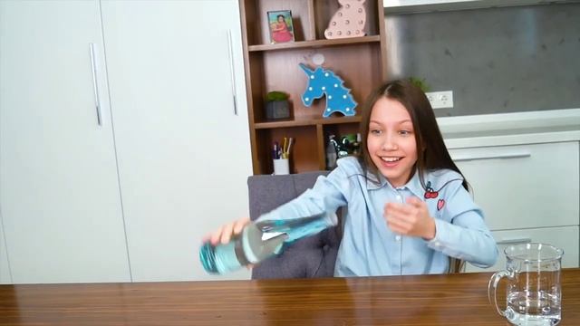 Смешные моменты 😂/Вики Шоу смотреть онлайн