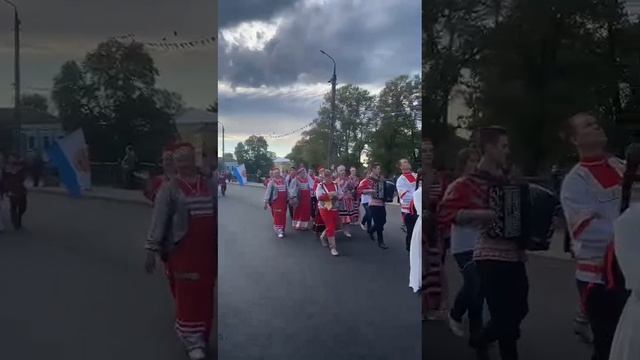 День города Вышний Волочёк смотреть онлайн