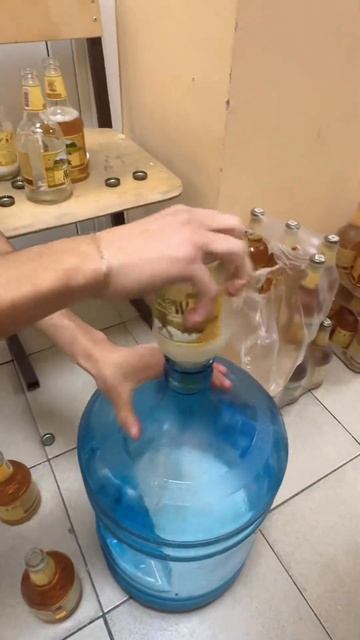 Офис у всех : Работают , трудятся ….. Наш офис : Наполняе смотреть онлайн