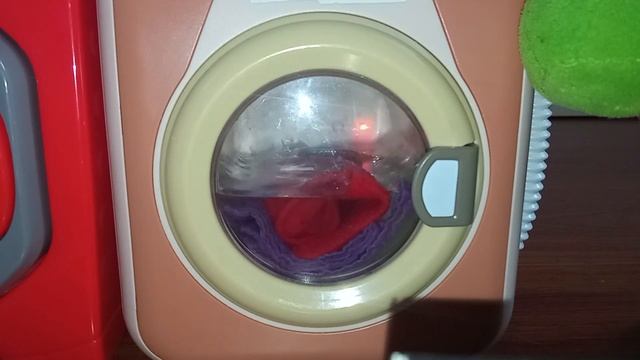 стиральная машина Miele стирает с порошком платок и плат смотреть онлайн