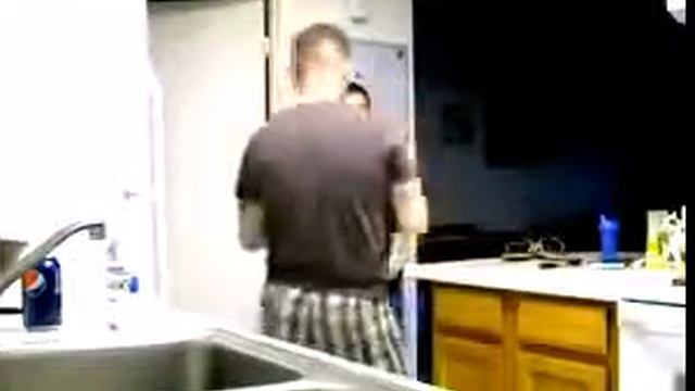 Прикололся над женой смотреть онлайн