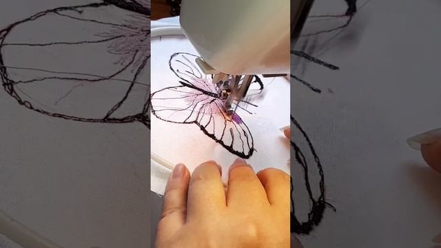 Вышиваю на бытовой машинке.