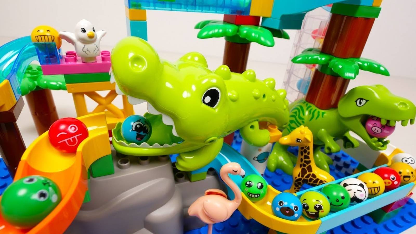 КОНСТРУКТОР ДЛЯ ДЕТЕЙ ВИДЕО МУЛЬТИКИ ДЛЯ ДЕЕТЙ ПРО РАЗНОЦВЕТНЫЕ ШАРИКИ КАНАЛ ИГРАЛКИ-ЗАЛИПАЛКИ