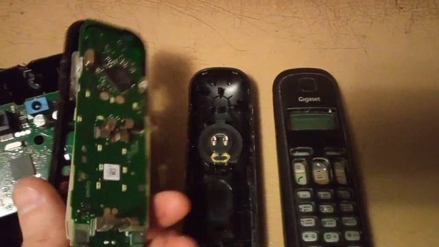 Разбор фирменных радиотелефонов, кое-что интересное е смотреть онлайн