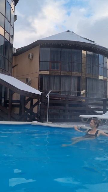 ГРЕЙС ОЛИМПИЯ. ВИДЫ НА ГОРЫ. ГОРЯЧИЙ БАССЕЙН 💦 #путеш? смотреть онлайн