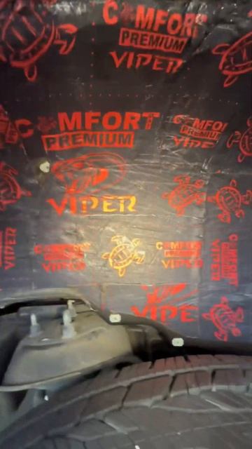 Шумоизоляция наружних арок на Chevrolet Tahoe #umkamoscow смотреть онлайн